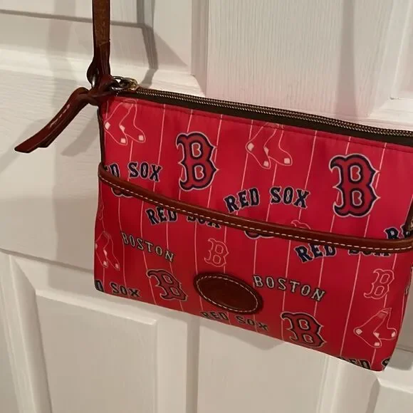 Dooney & Bourke Red Sox Ginger Crossbody ⚾️❤️ - Picture 2 of 8